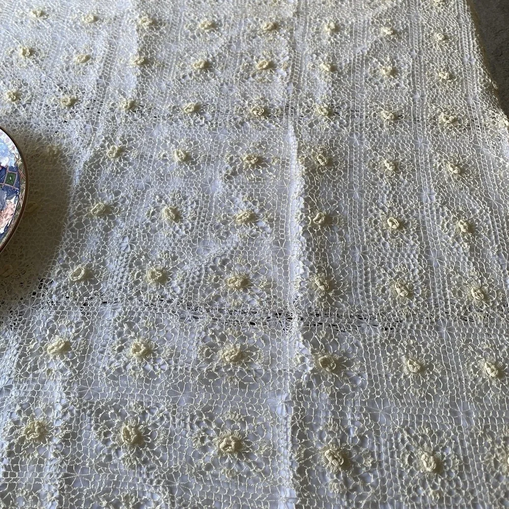 Vintage Crochet Tablecloth Triangular Cream Floral Victorian Shabby Chic